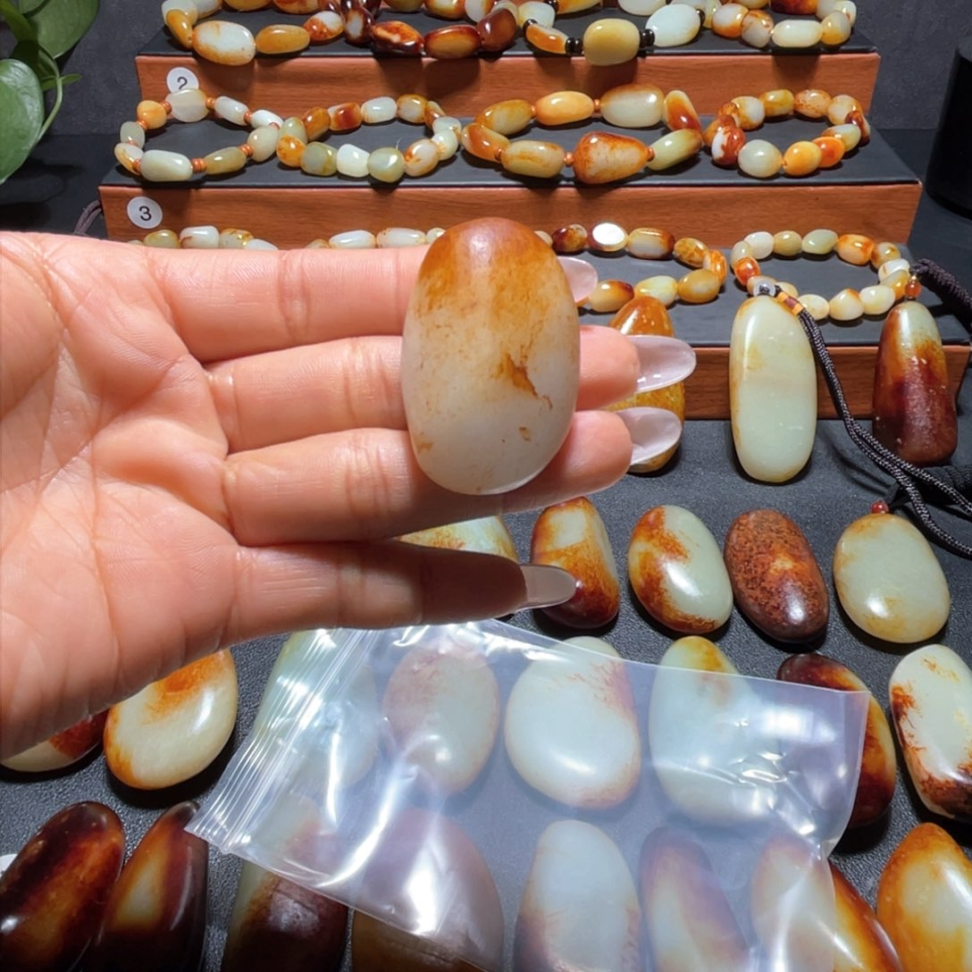 颈饰未镶嵌和田玉_****℡