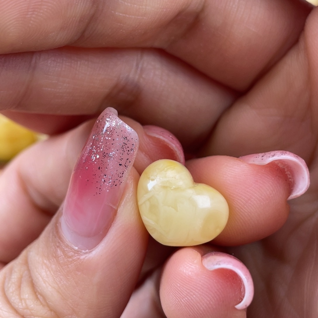 琥珀裸石未镶嵌蜜蜡