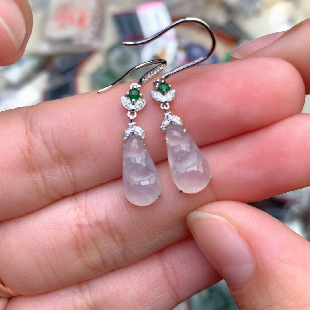 翡翠18K金镶嵌挂件一