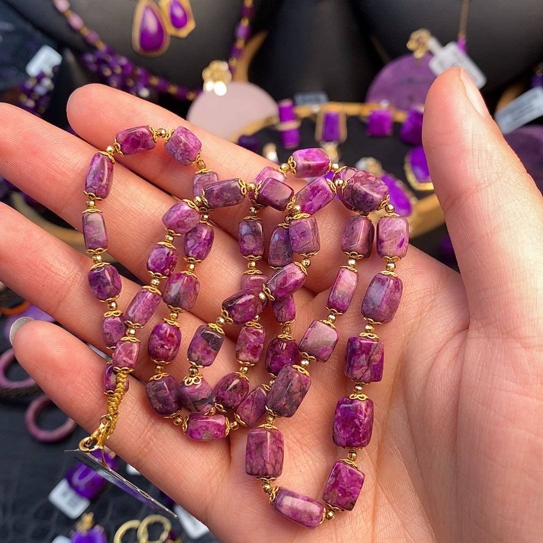 18K金镶嵌苏纪石（舒俱来）项链