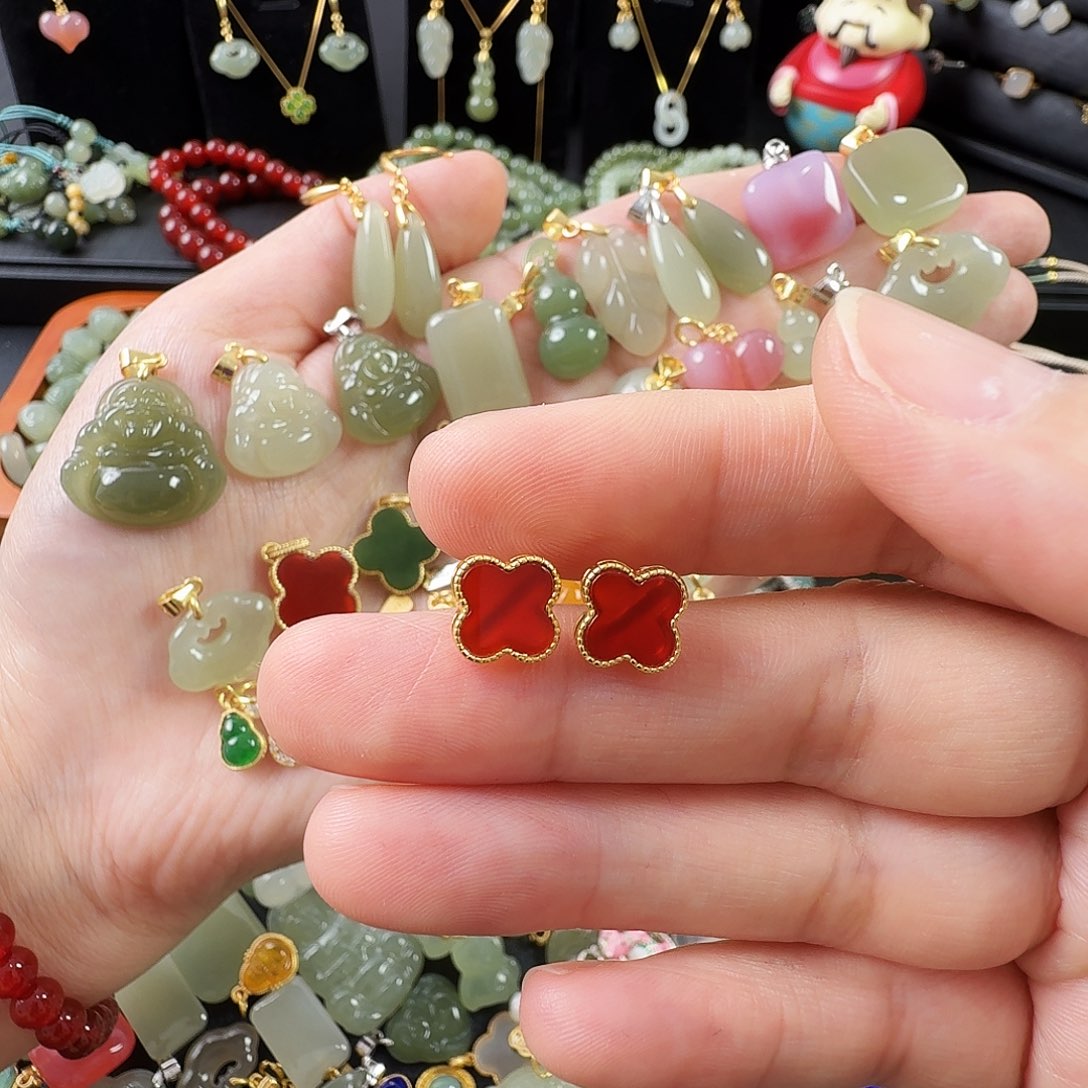 玛瑙/玉髓银S925镶嵌颈饰