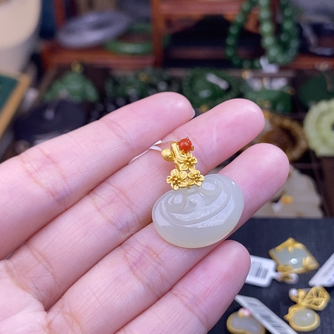 和田玉多样性发一 925.银吊坠清货价未镶嵌