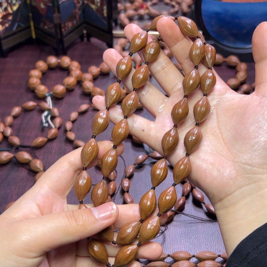 橄榄核手串/手链油 红皮 1.25 2.2左右 长