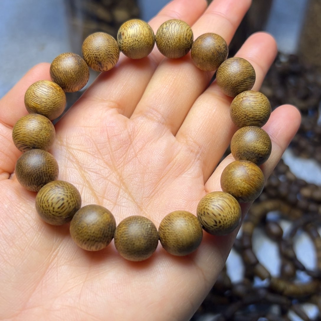 沉香手串卡13圆珠多样性发一