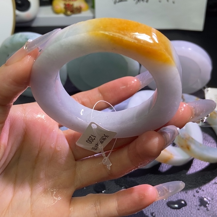 未镶嵌手镯定制翡翠