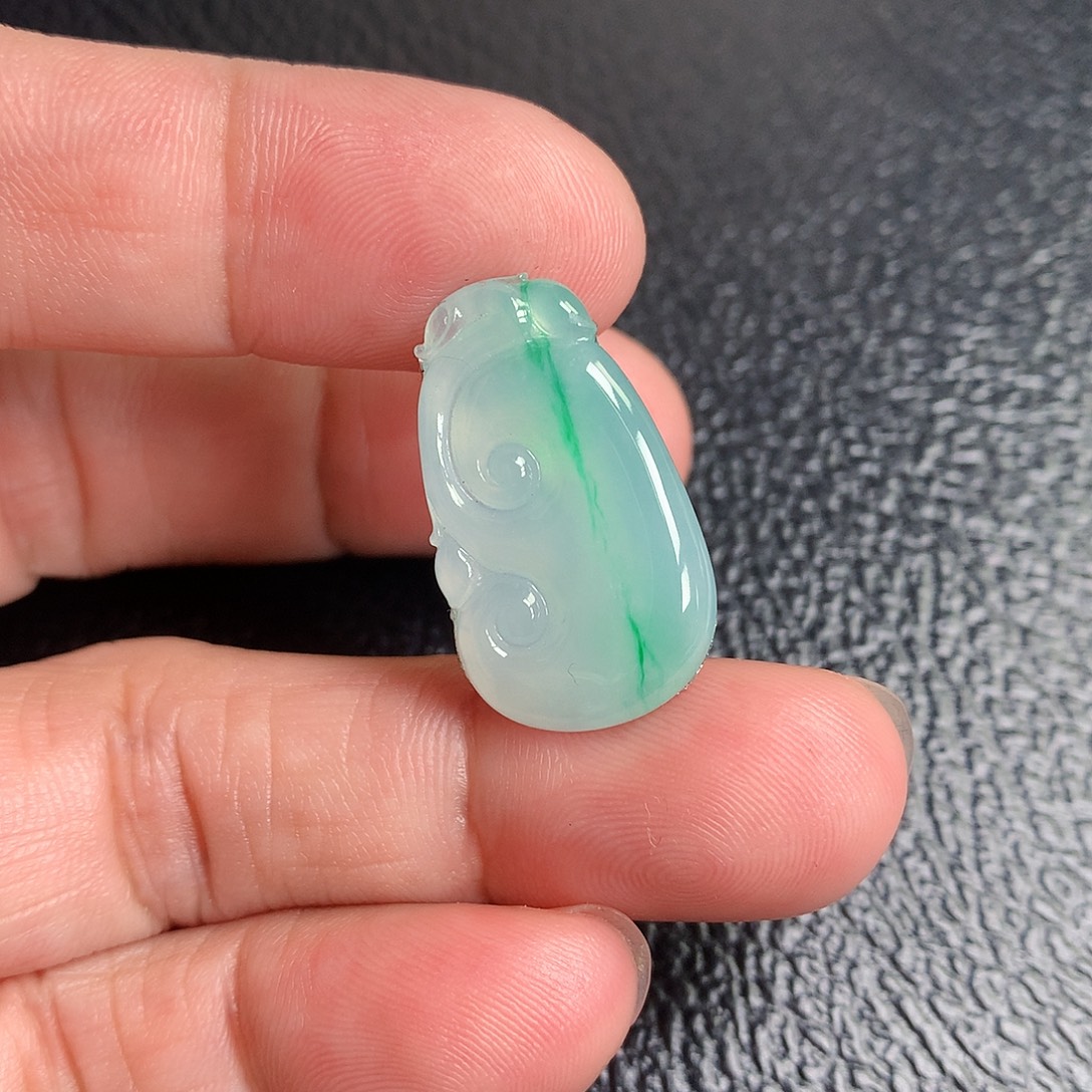 翡翠裸石缅甸天然A货翡翠冰种如意