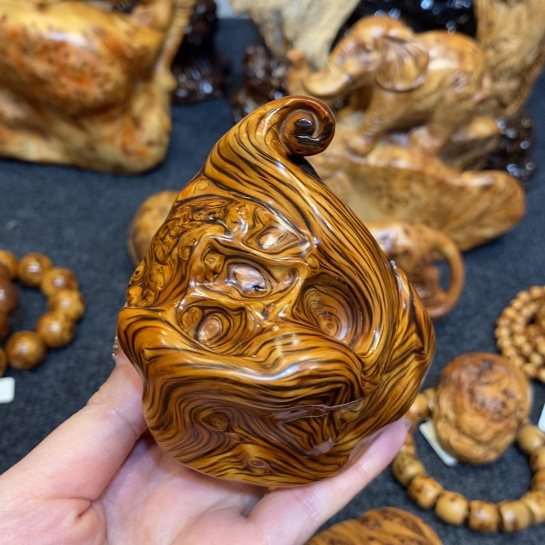 柏木（崖柏）陈化黑金虎皮纹坨料