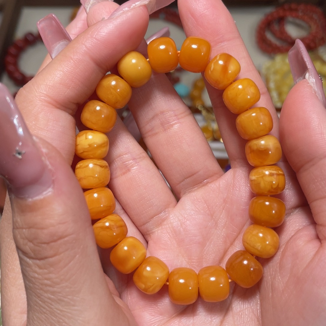 蜜蜡手串未镶嵌素圈