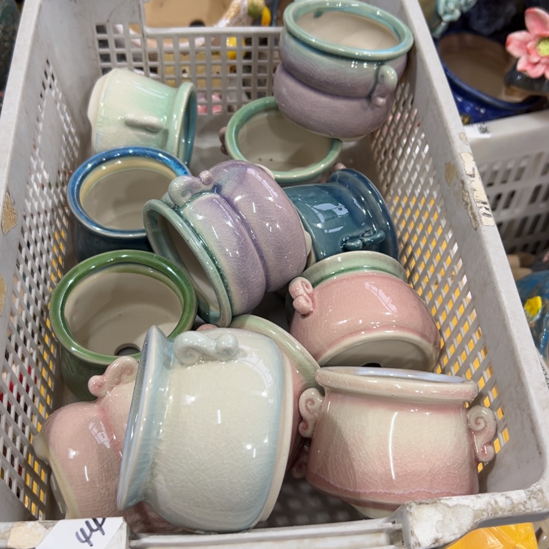 随便12个花盆，满20米发货爱退款拉黑