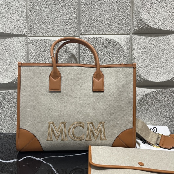 未使用/MCM/市场价5400/包包/250305MM0021
