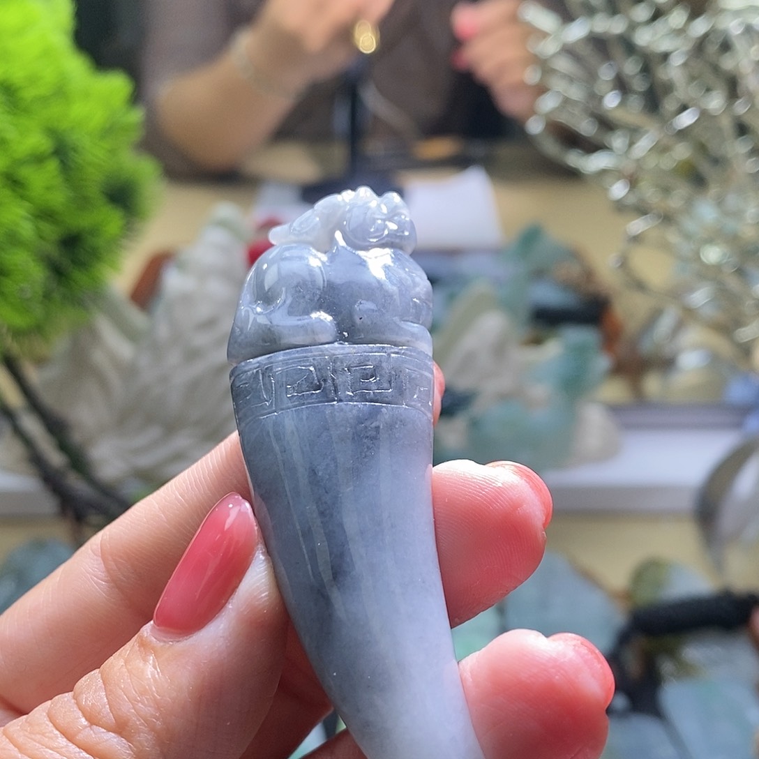 【闪购商品】翡翠颈饰未镶嵌龙牙