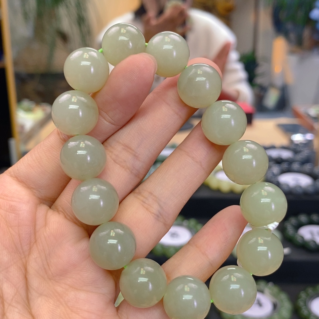 未镶嵌手串和田玉