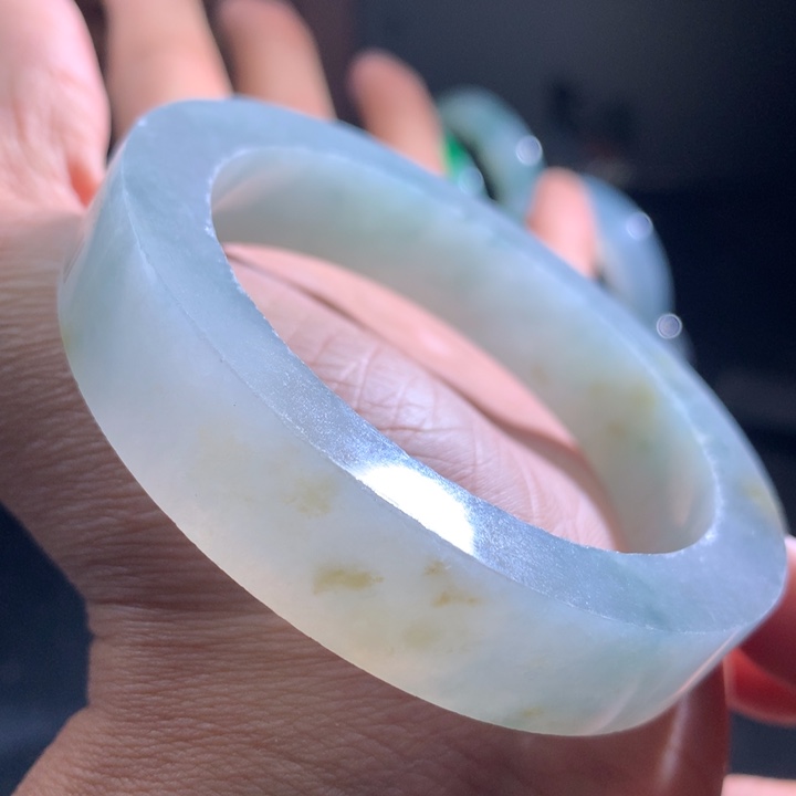 定制翡翠手镯未镶嵌