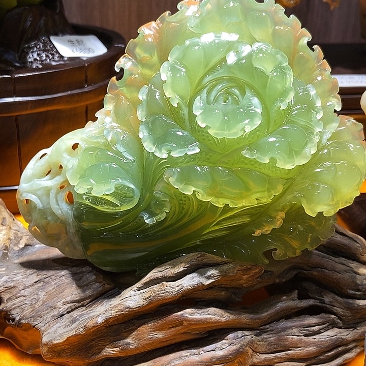 蛇纹石玉（覆膜）合金珠宝奇石