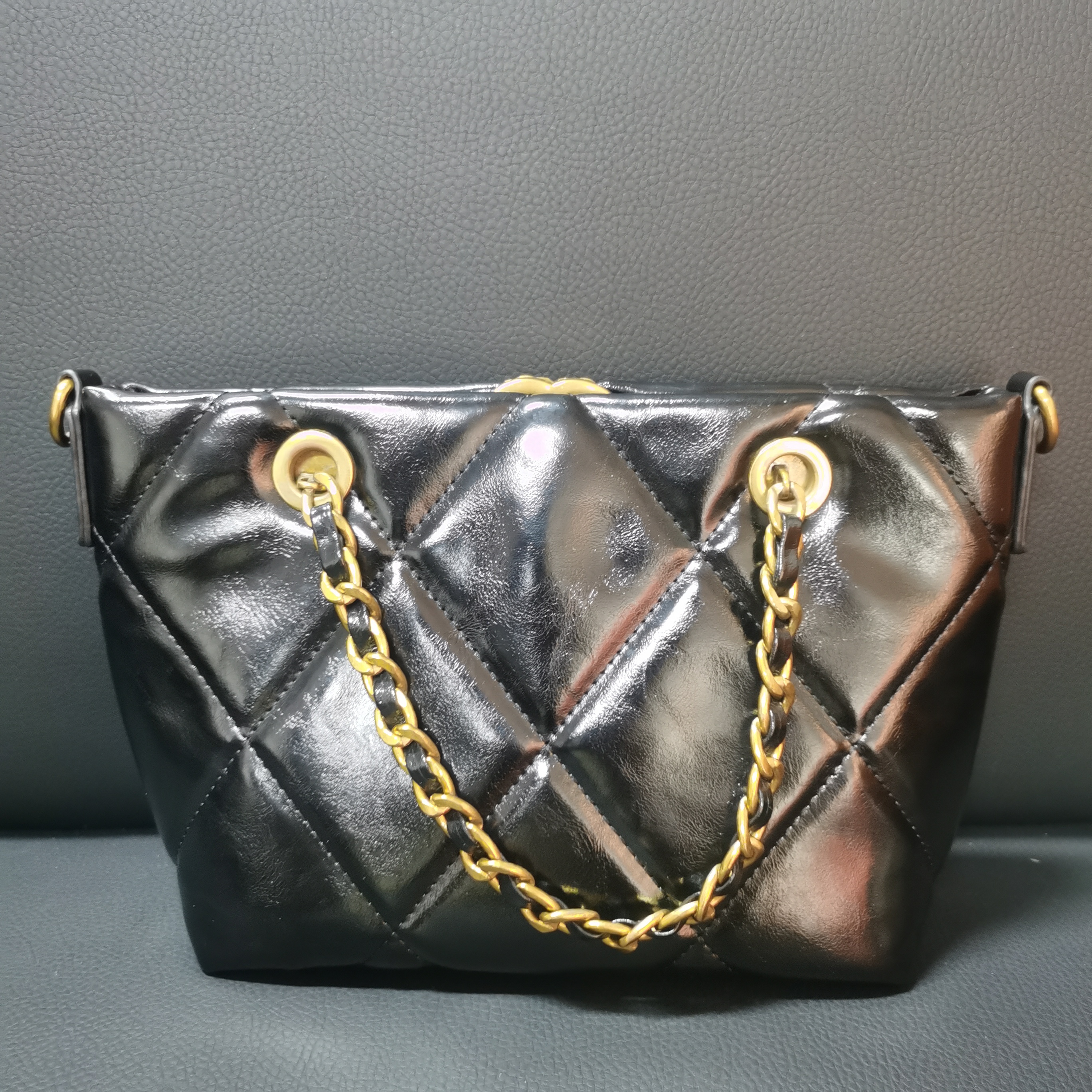 无手工打造真皮女士新款包A10733黑色19cm链条手提st香