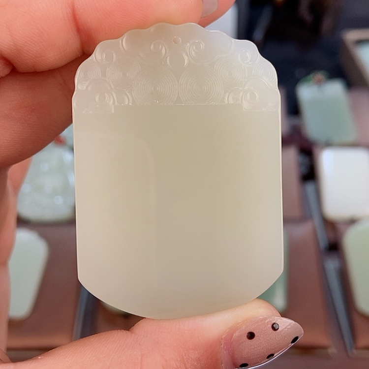 【闪购商品】和田玉颈饰未镶嵌