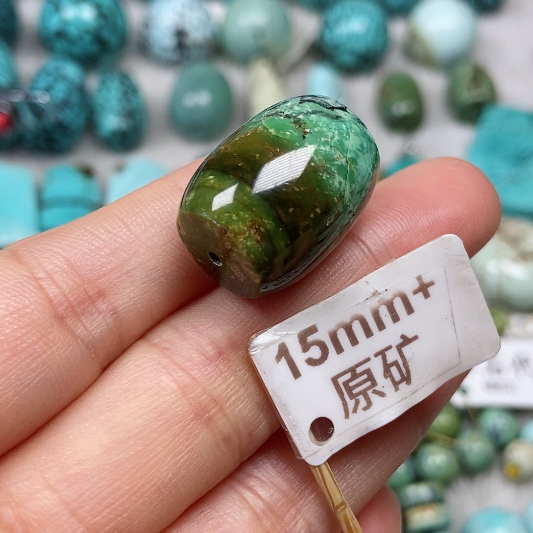绿松石未镶嵌珠宝半成品