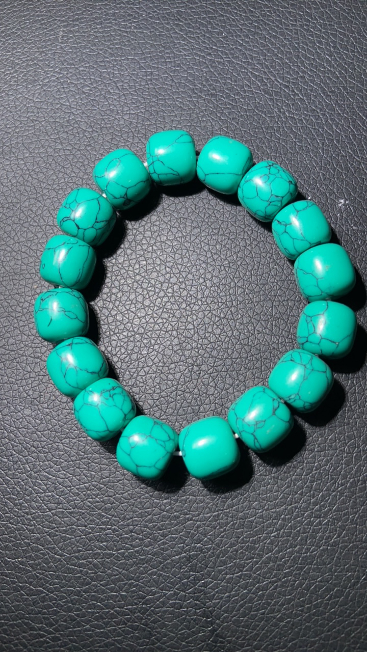 b 118  14 老型绿铁线松手串