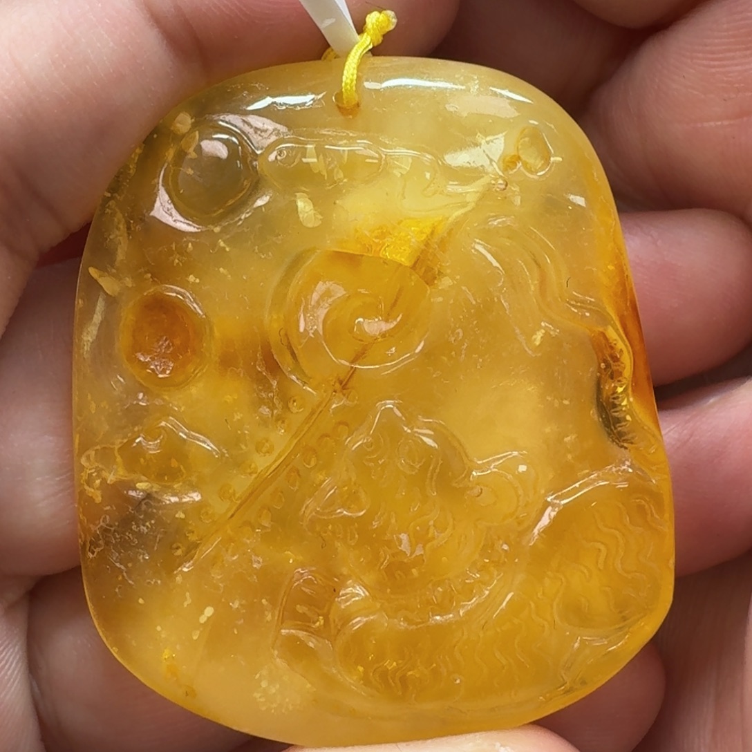 琥珀未镶嵌珠宝奇石653