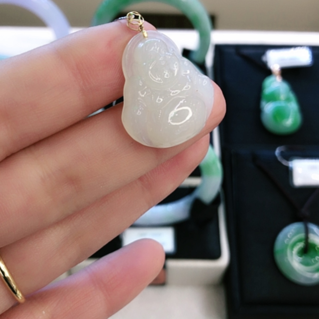 【闪购商品】和田玉吊坠(不含链)18K金镶嵌