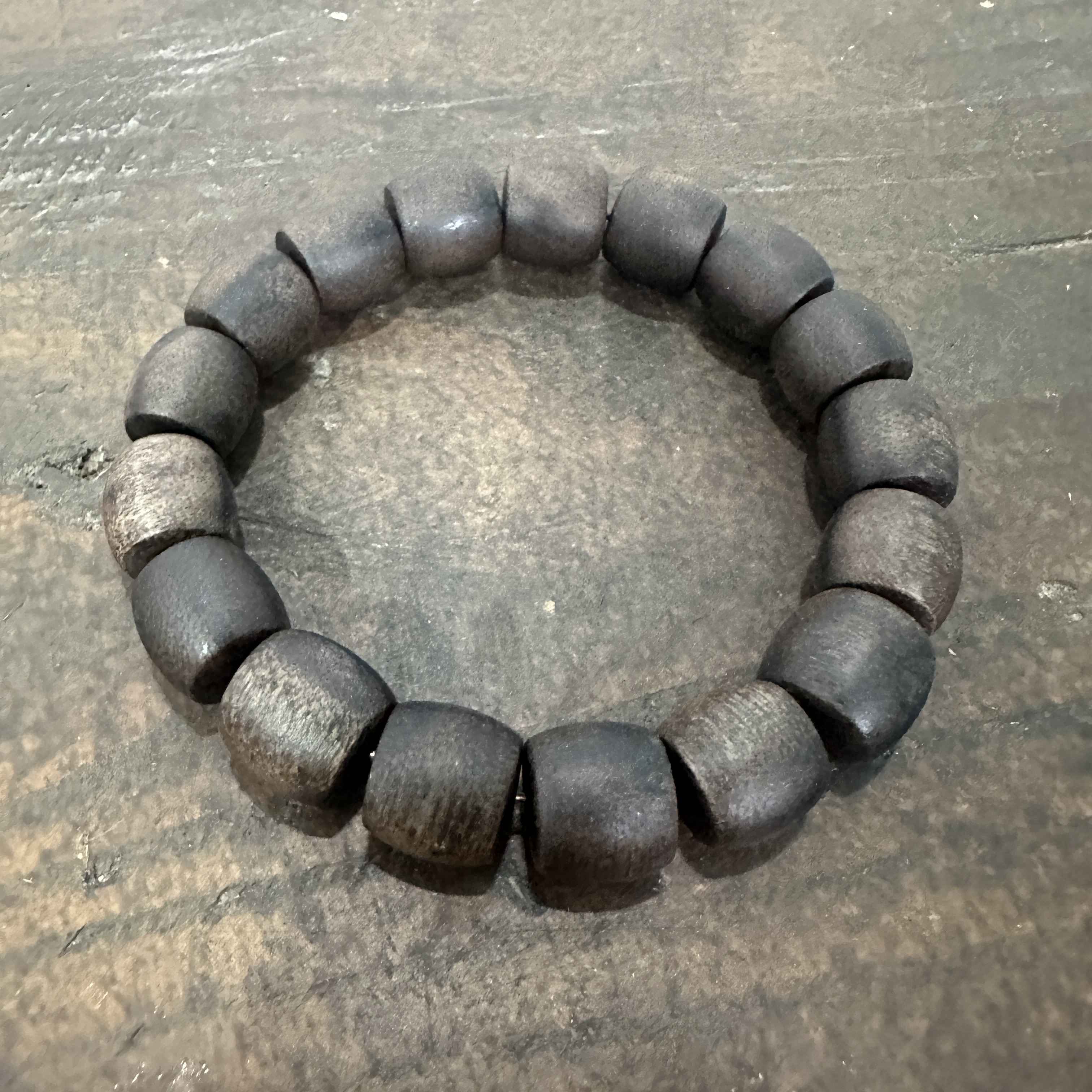 增香沉香木MJW0755精品手串（配礼盒）