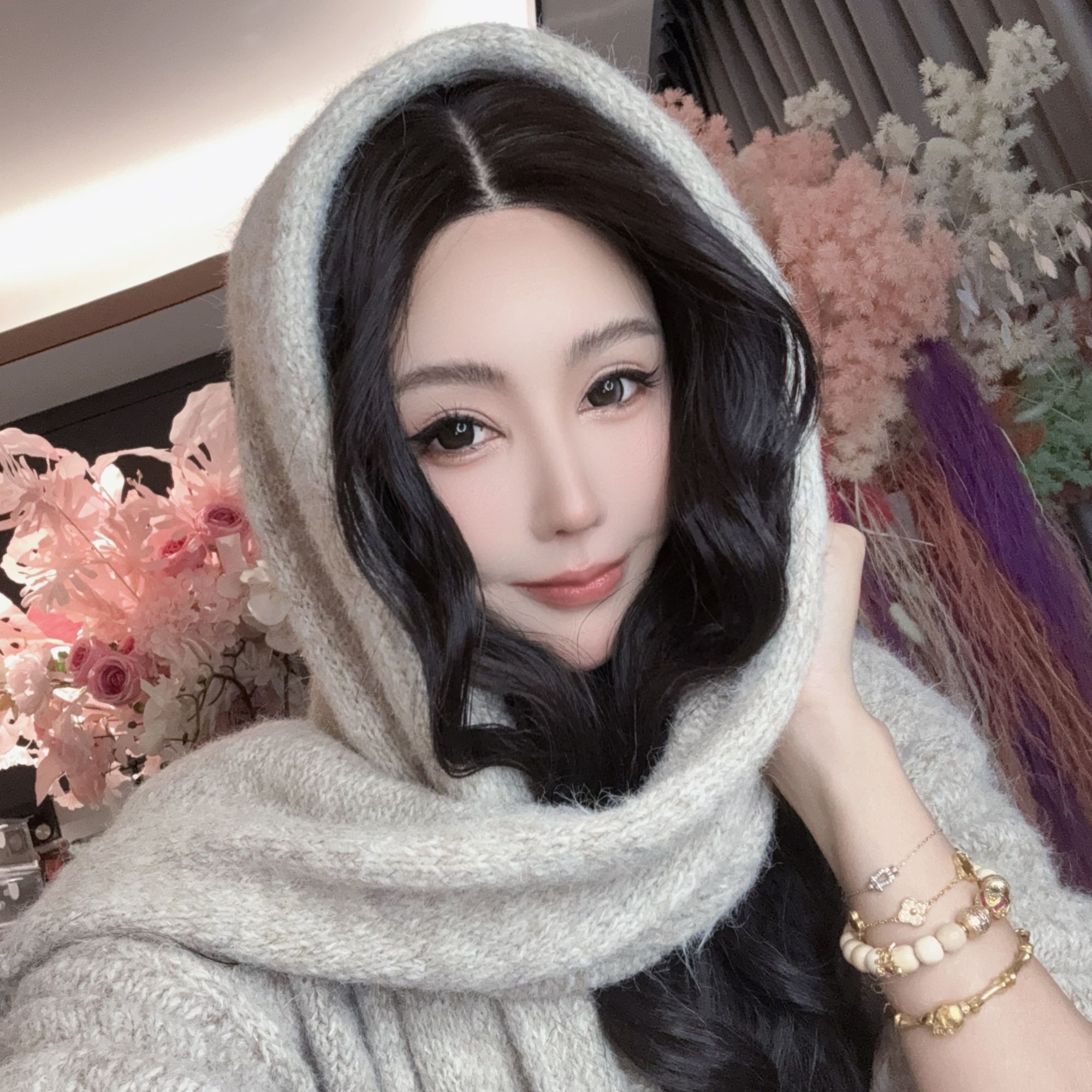 DIYI【毛绒公主】灰杏咖三色V领长款针织上衣围巾两件套TZ14411