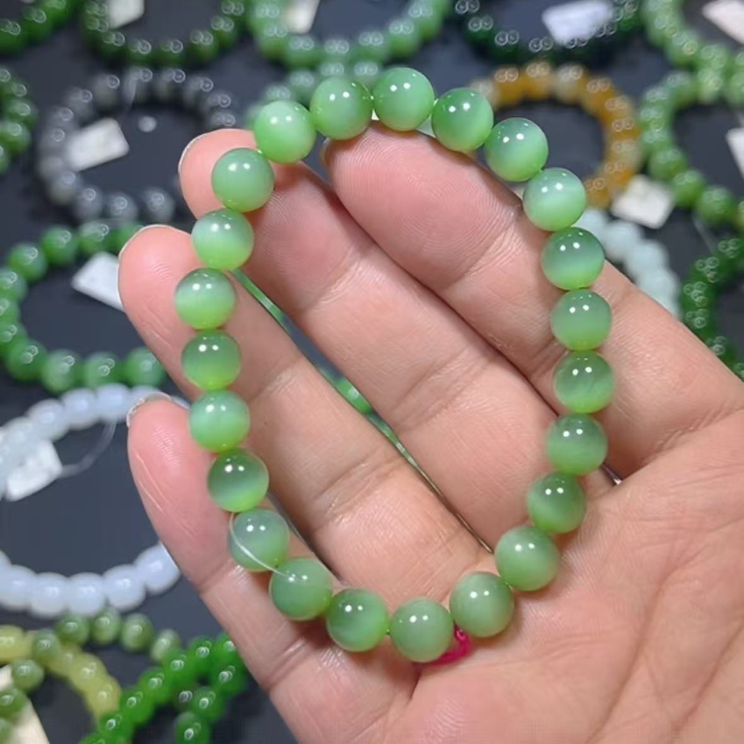 天然和田玉俄罗斯碧玉粉绿猫眼一线猫无裂无暇手串约8.5mm单圈