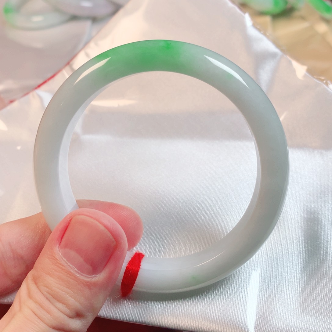 翡翠手镯未镶嵌翡翠手镯1460