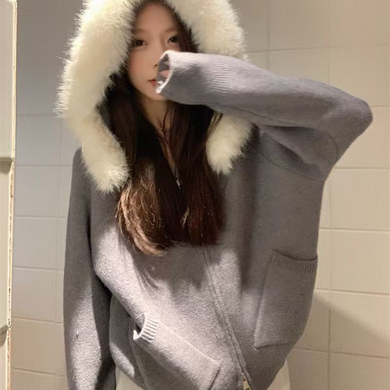 套装秋冬款2025辣妹气质高级小众白搭连衣裙