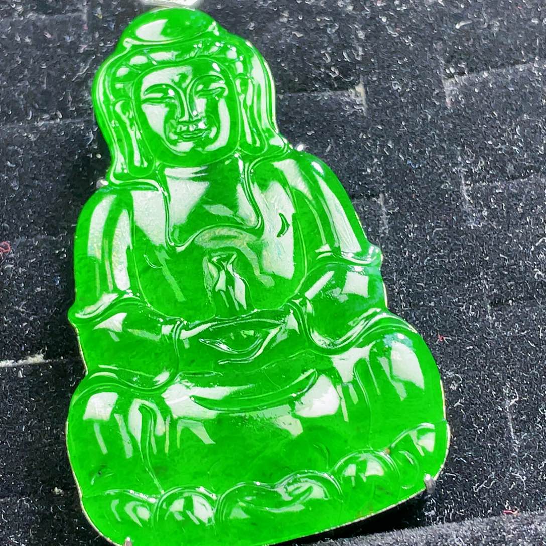 翡翠颈饰未镶嵌18，