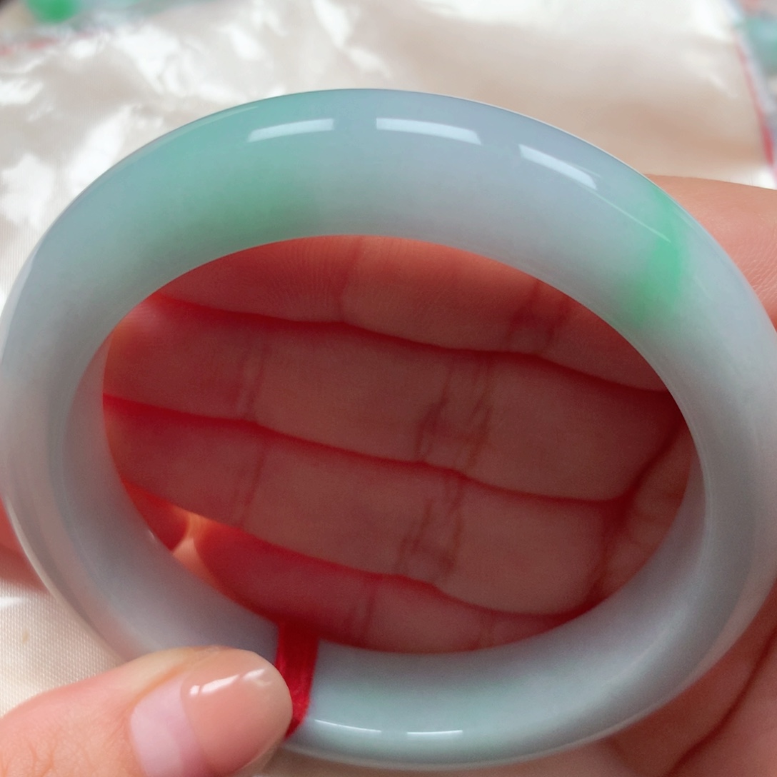 翡翠未镶嵌手镯62绿飘花