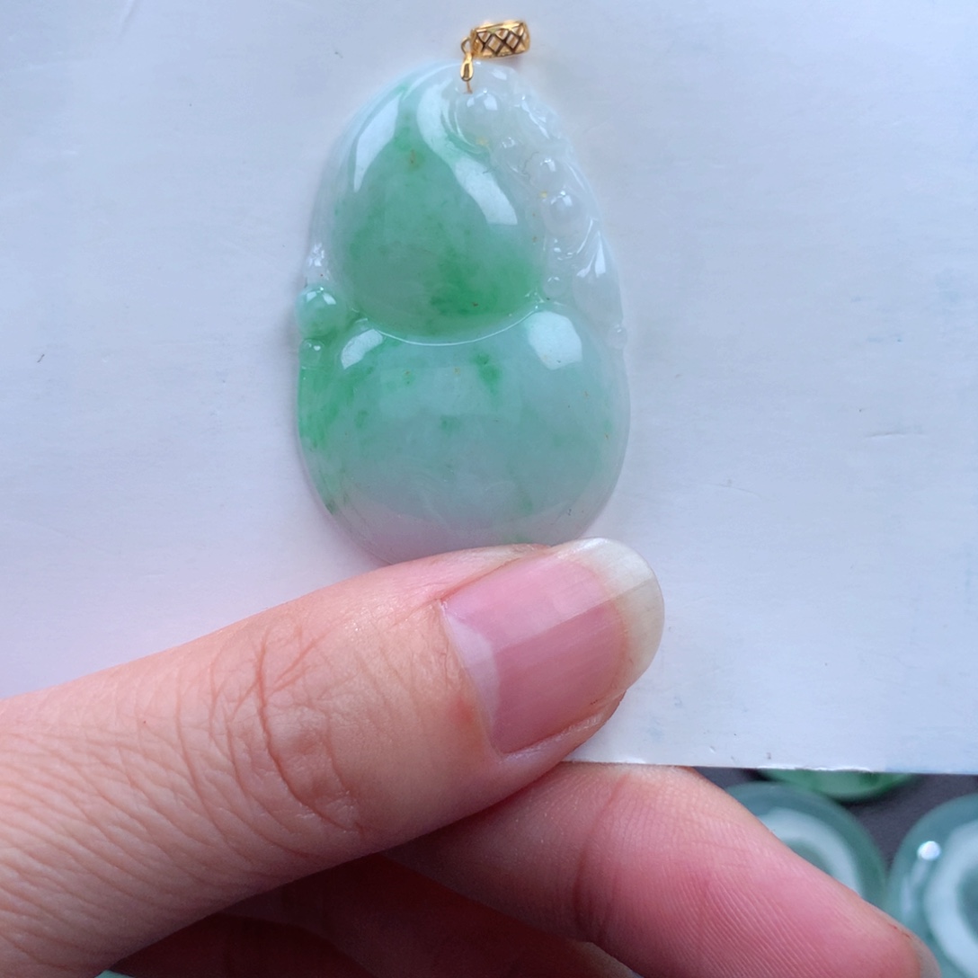 翡翠吊坠(不含链)18K金镶嵌