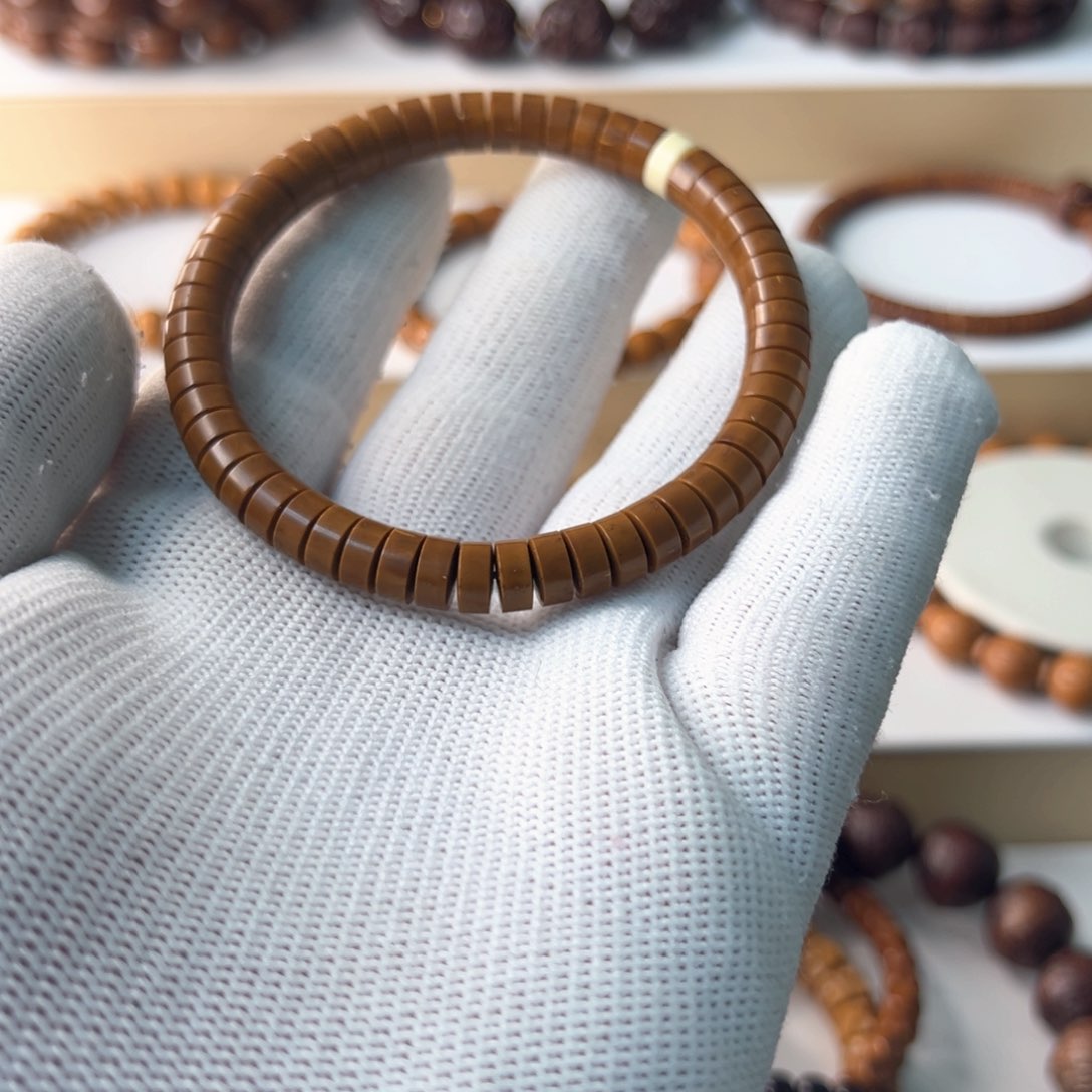 紫金鼠手串山**风7×3.5精工鼠片 暴力归圆