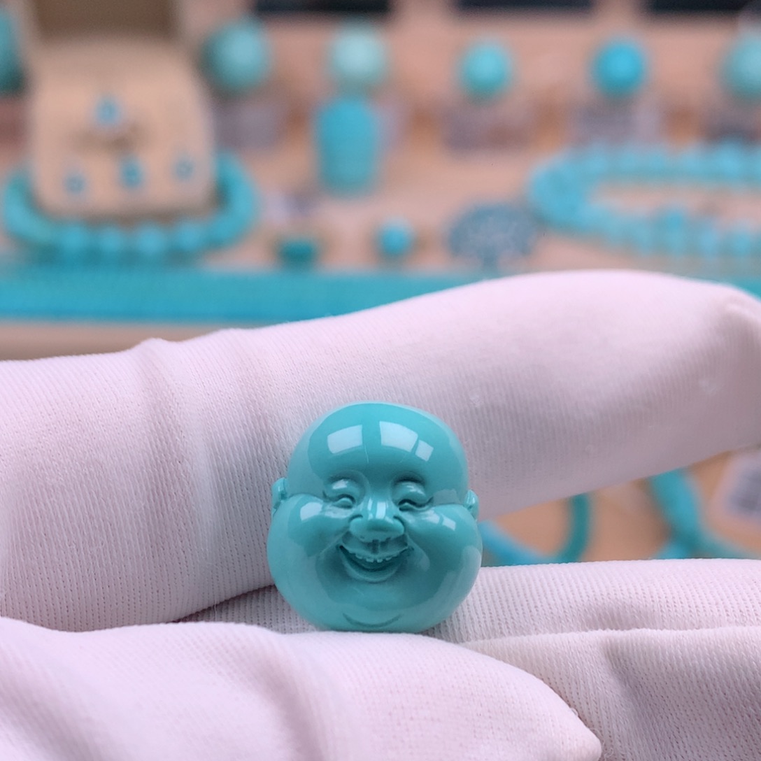 绿松石未镶嵌珠宝奇石