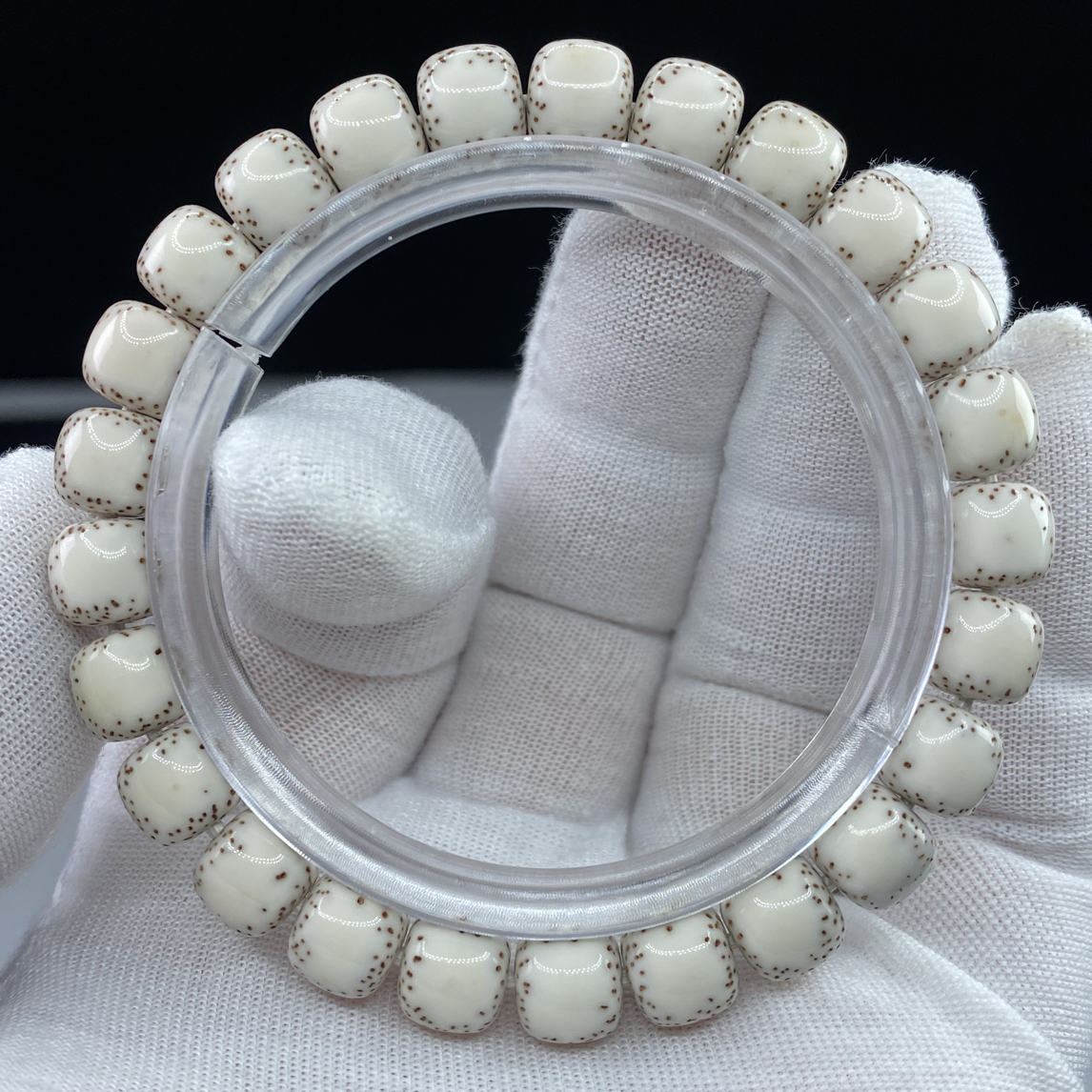 原生态星月菩提半壁江山大留白9×8男女文玩绕指柔毕业高货