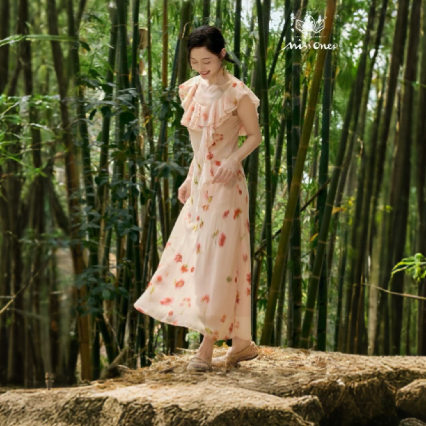 新中式国风碎花连衣裙显瘦桃落云开气质修身长裙