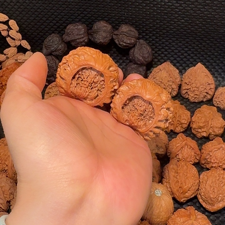 猫***生吊坠文玩核桃聚宝盆蛇头