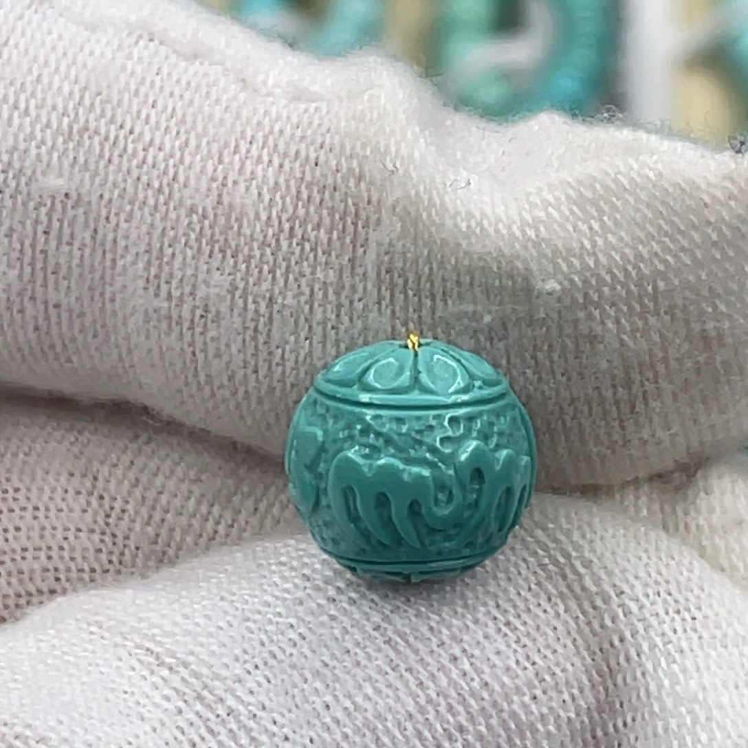 绿松石未镶嵌挂件