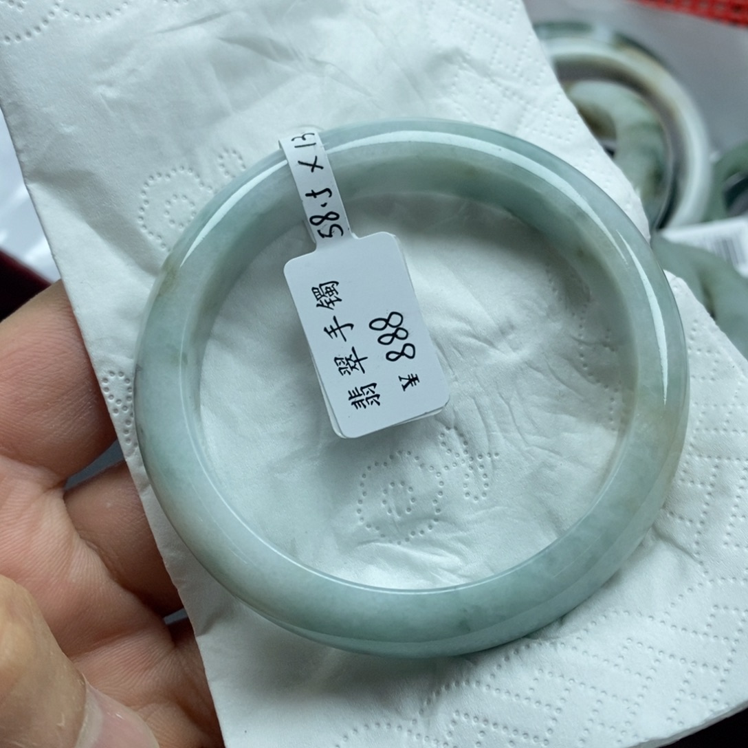 翡翠未镶嵌手镯翡翠手镯