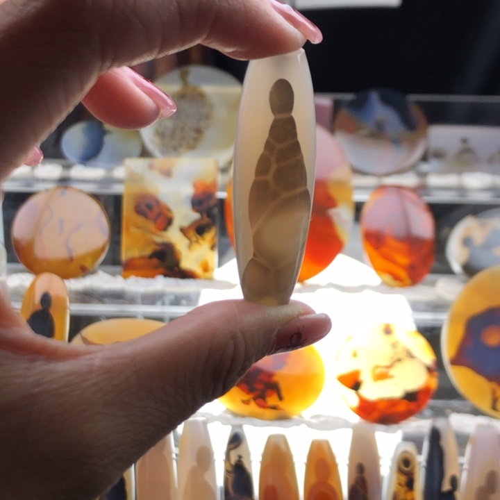 玛瑙/玉髓颈饰未镶嵌900