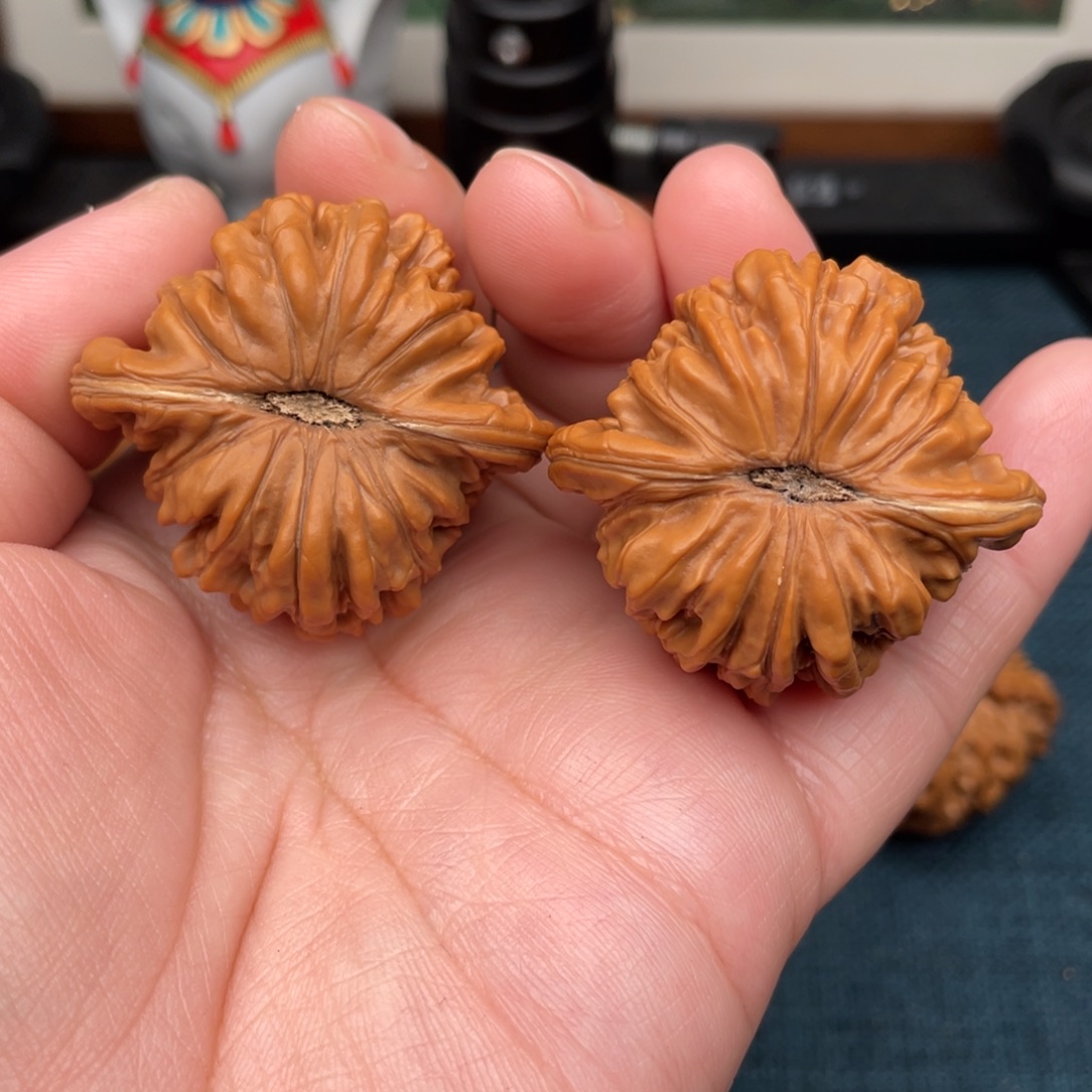 文玩核桃把件全品汉高楼42