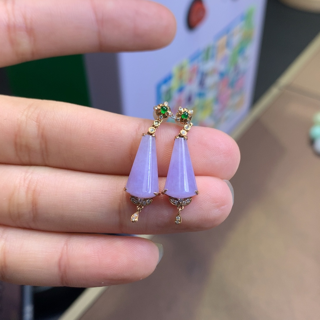 翡翠18K金镶嵌颈饰翡翠