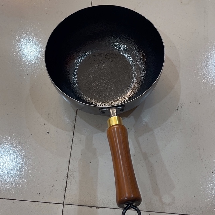 熟铁24奶锅微瑕特价不退不换