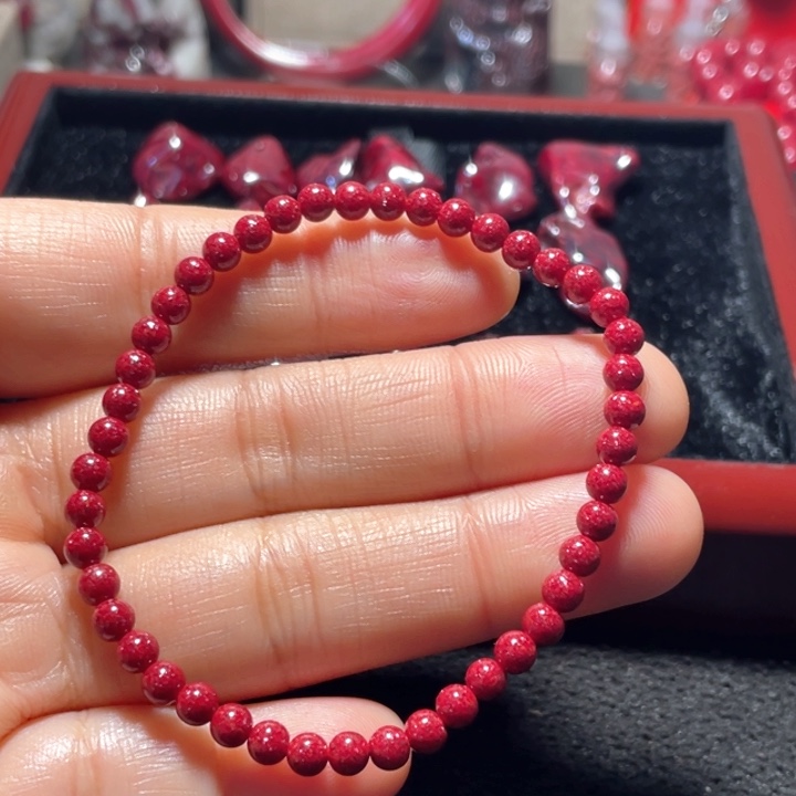 天然辰砂压晶透光小米珠手链4mm