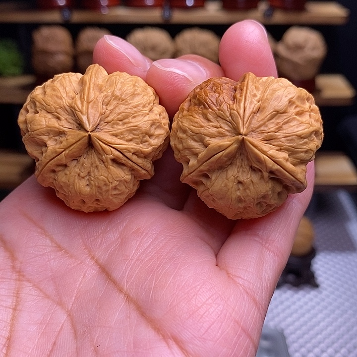 文玩核桃吊坠山奇16