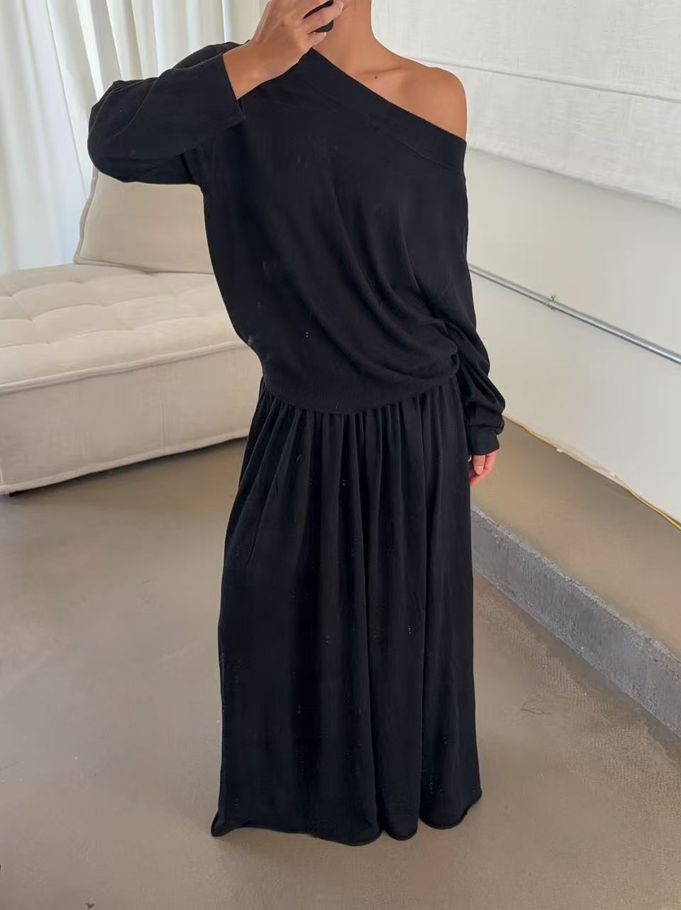 【ÉTRENER】超细羊毛一字肩毛衣小衫+大摆伞裙套装6668+6669 