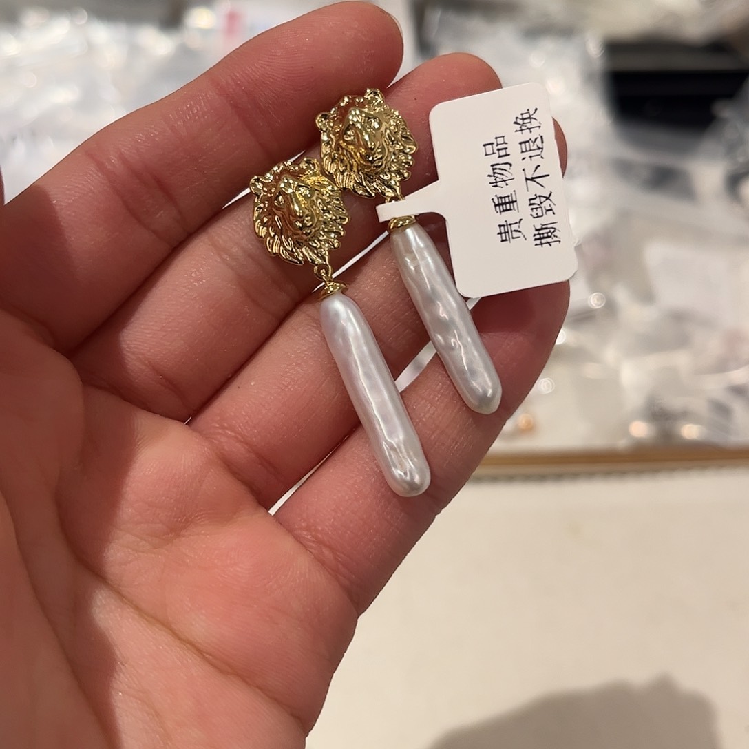 淡水珍珠耳饰合金