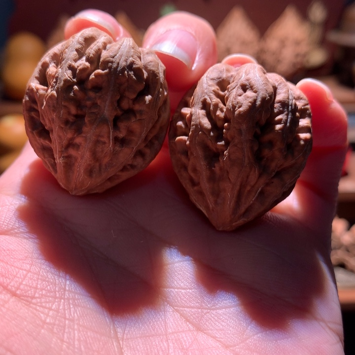 文玩核桃吊坠楸玥核23