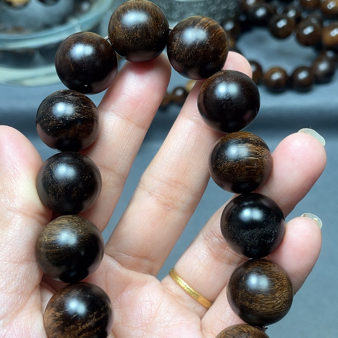 沉香手串小**?白棋瘤疤1.6