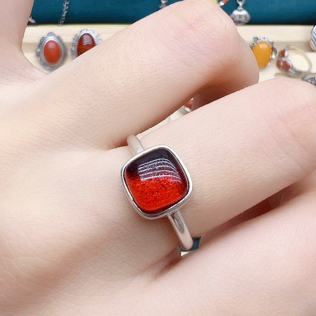 血珀戒指银S925镶嵌天然